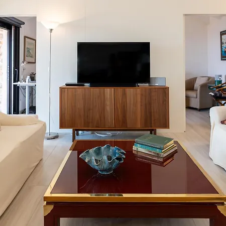 Perla Vista Villa *